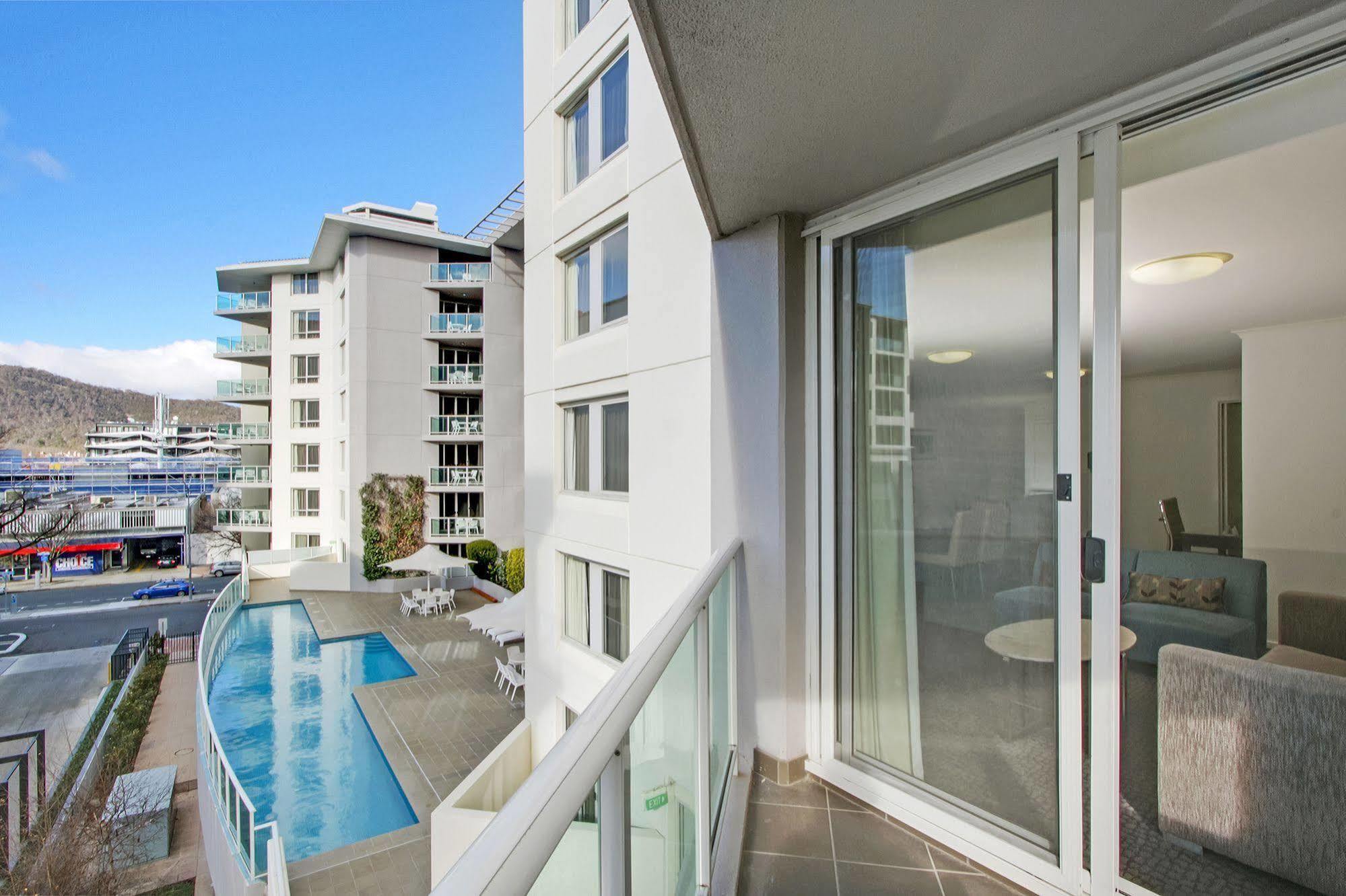 Pacific Suites Canberra Exterior foto